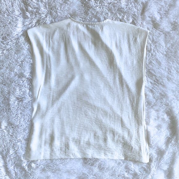 White Sleeveless V-Neck Blouse - Medium - Picture 2 of 5
